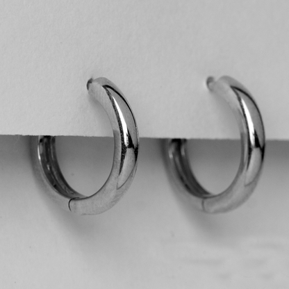 Simple &amp; Classy 925 Sterling Silver Hoops